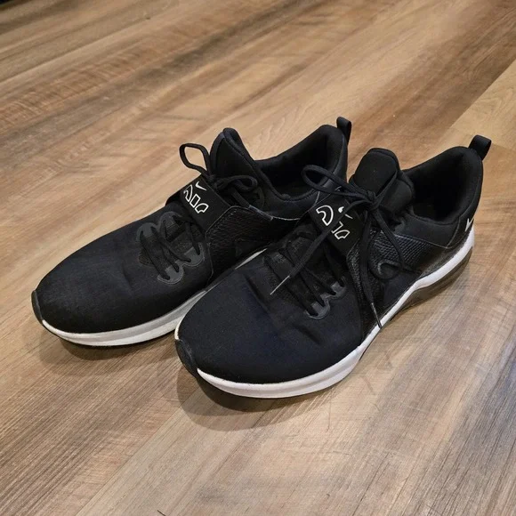 Nike Air Max Bella Black & White Athletic Sneakers Womans Size 11 - Picture 2 of 7